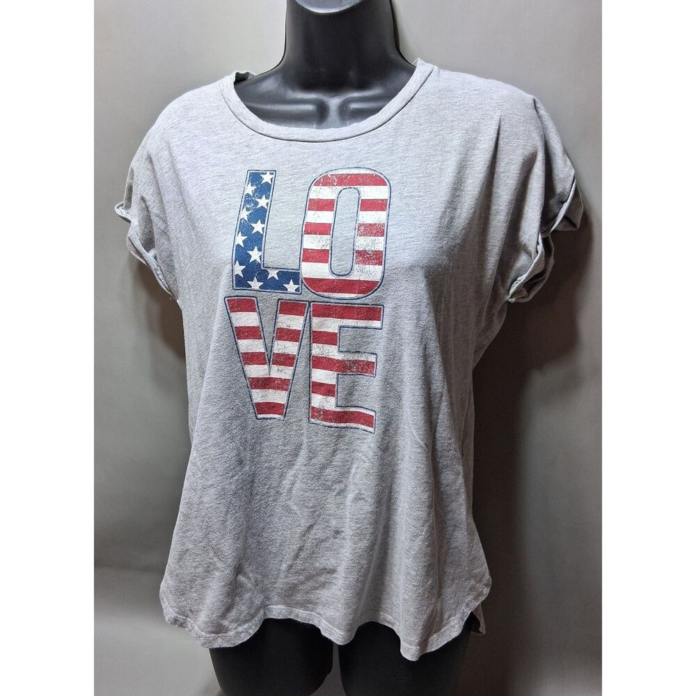Patriotic American Flag LOVE Graphic Tee Size Medium 8/10 Gray T-Shirt USA